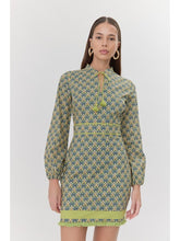 Cargar imagen en el visor de la galería, Vestido &quot;Alara&quot; con Cuello Mao y Borlas Colgantes