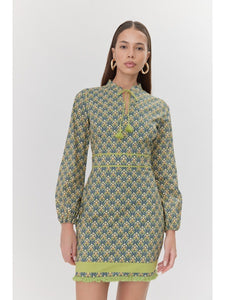 Vestido "Alara" con Cuello Mao y Borlas Colgantes