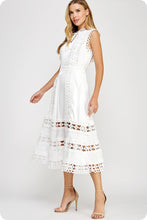 Cargar imagen en el visor de la galería, Vestido midi blanco