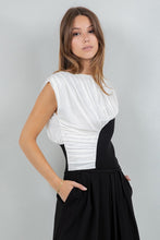 Cargar imagen en el visor de la galería, Top Bicolor Draped Elegance
