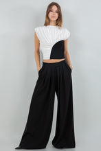 Cargar imagen en el visor de la galería, Top Bicolor Draped Elegance