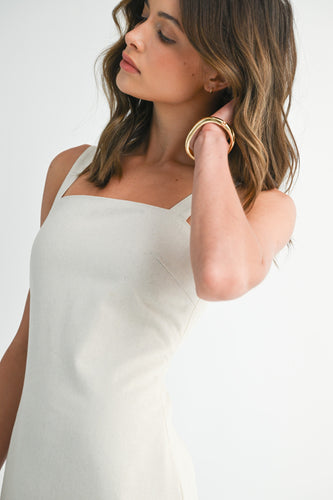 Vestido midi con detalles bordados