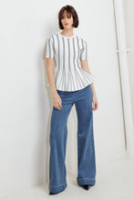 Cargar imagen en el visor de la galería, Blusa blanca