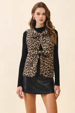 Cargar imagen en el visor de la galería, Vest animal print
