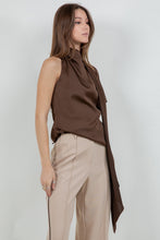 Cargar imagen en el visor de la galería, Top asimetrico marrron
