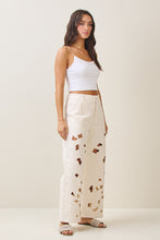 Cargar imagen en el visor de la galería, Pantalon blanco bordado