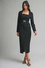 Cargar imagen en el visor de la galería, Vestido negro manga larga