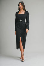 Cargar imagen en el visor de la galería, Vestido negro manga larga