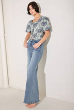 Cargar imagen en el visor de la galería, Top jean con flores