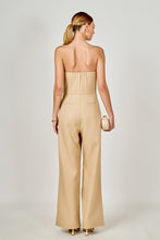 Cargar imagen en el visor de la galería, Jumpsuit Strapless Camel con Flor 3D