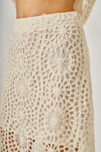 Cargar imagen en el visor de la galería, Set Crochet Ivory Midi