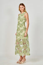 Cargar imagen en el visor de la galería, Vestido Midi Verde con Aplicaciones Florales 3D
