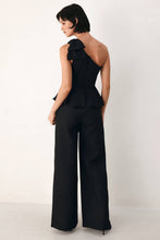 Cargar imagen en el visor de la galería, Jumpsuit negro de un hombro