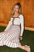 Cargar imagen en el visor de la galería, Clásico que enamora