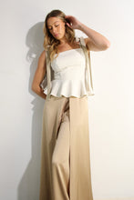 Cargar imagen en el visor de la galería, Conjunto de top y pantalon