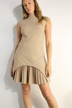 Cargar imagen en el visor de la galería, Vestido beige