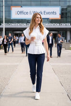 Cargar imagen en el visor de la galería, Blusa blanca con cinturon