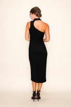 Cargar imagen en el visor de la galería, Vestido Midi Asimétrico Negro con Detalle en el Cuello