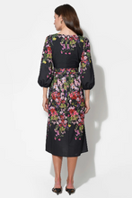 Cargar imagen en el visor de la galería, Vestido Bloom Elegance